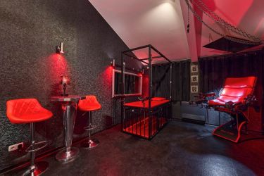 Dark Room | Bizarrstudio Elegance München