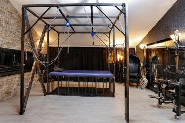 BDSM saloon | Bizarrstudio Elegance München