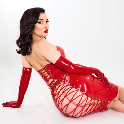 Neue Kinky Fotos: Lady Emiliana | Bizarrstudio Elegance News Neue Kinky Fotos: Lady Emiliana | Bizarrstudio Elegance News