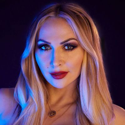 Neue Bilder von Göttin Aphrodite | Bizarrstudio Elegance News Neue Bilder von Göttin Aphrodite | Bizarrstudio Elegance News