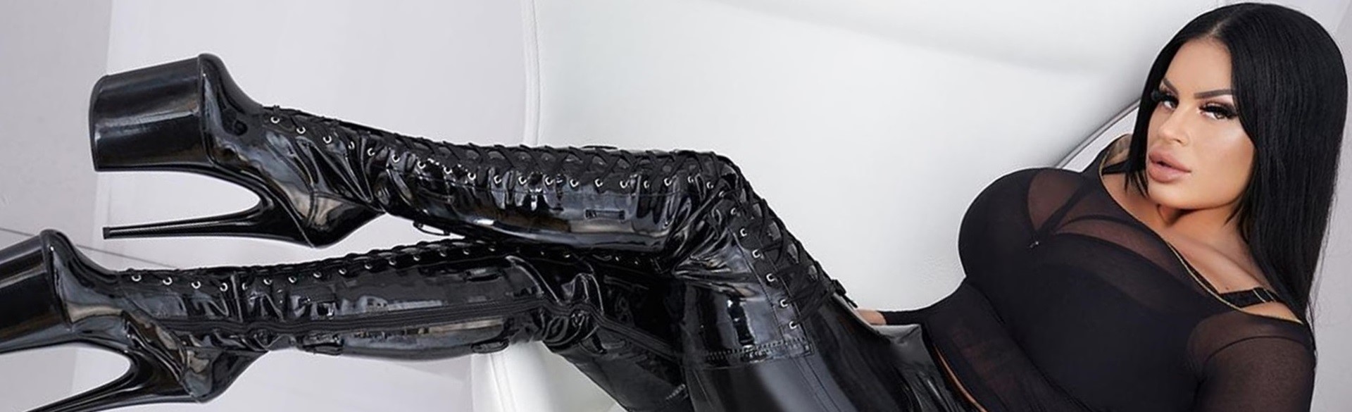 Domina Anabell Karat - Bizarrstudio Elegance - München