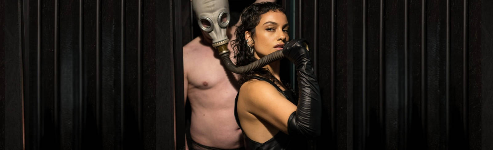 Komplizin Cloe - Natürliche Dominanz - Bizarrstudio Elegance - München