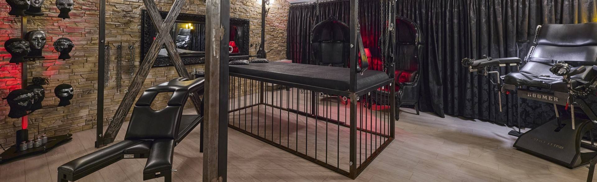 Der BDSM Saal des Penthouse Elegance - München